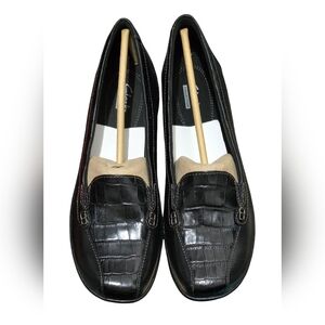 NWT | Women's Clark's Bayou Loafers | Size 9